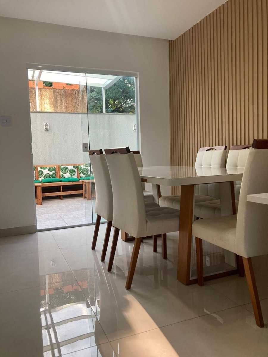 Casa à venda com 3 quartos, 120m² - Foto 14