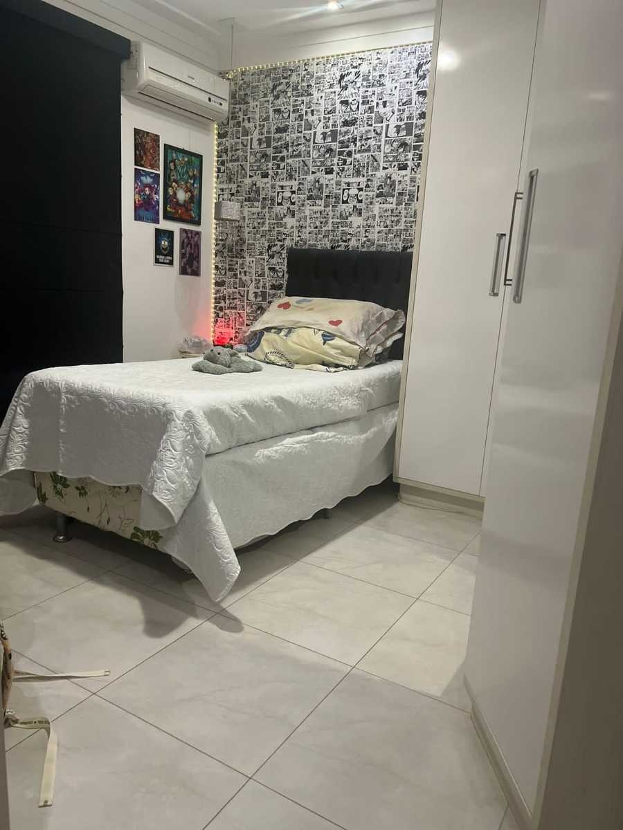 Casa à venda com 4 quartos, 350m² - Foto 17