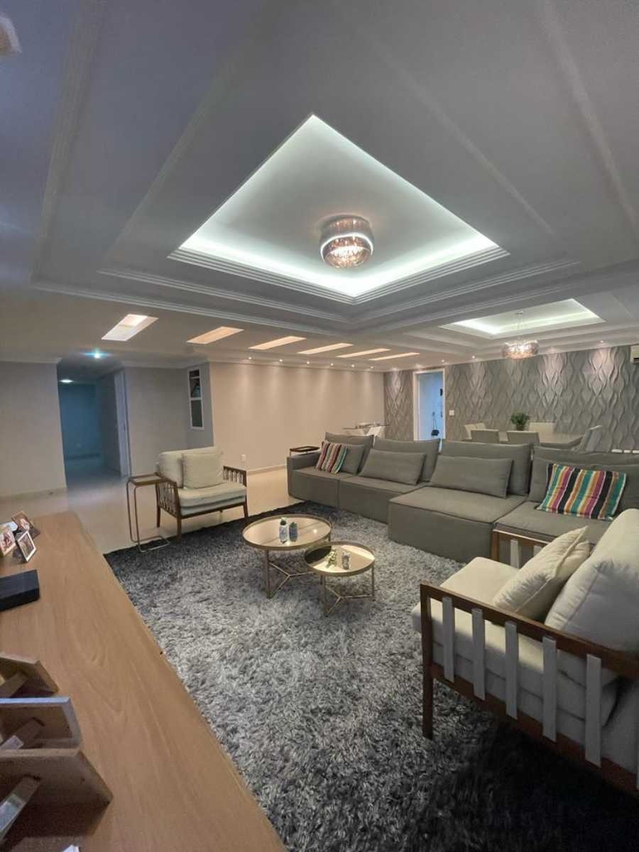 Cobertura à venda com 4 quartos, 273m² - Foto 1