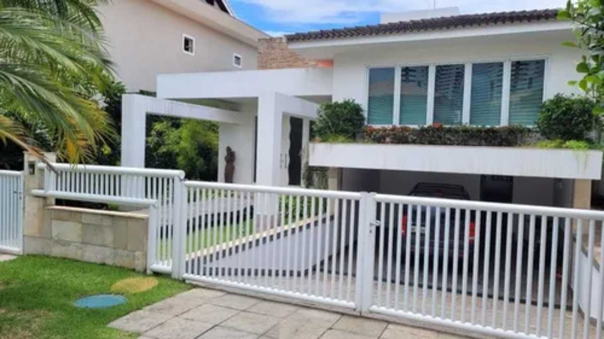 Casa à venda com 4 quartos, 504m² - Foto 1