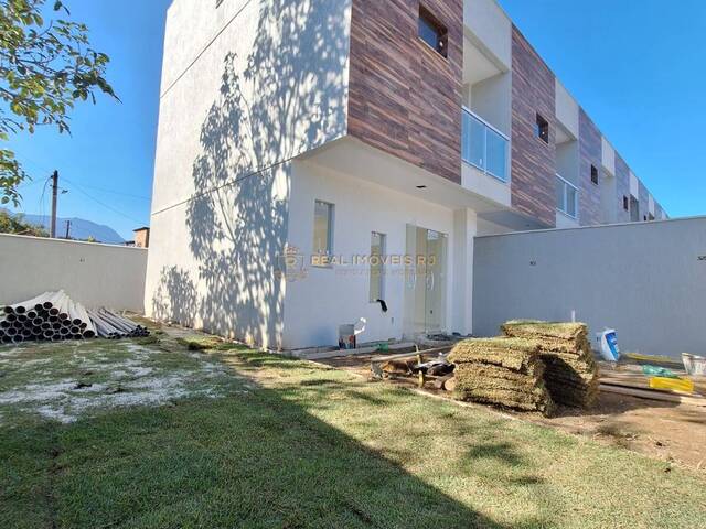 #Real485 - Casa Duplex para Venda em Guapimirim - RJ