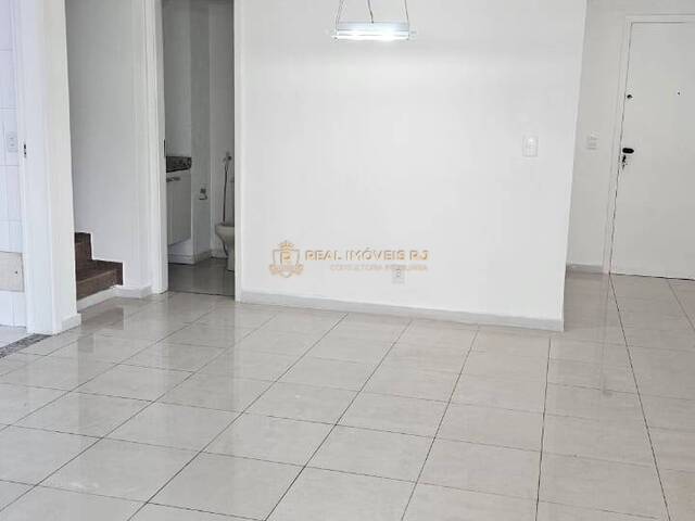 #Real657 - Apartamento Duplex para Venda em Rio de Janeiro - RJ