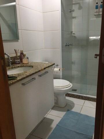 Apartamento à venda com 3 quartos, 70m² - Foto 13