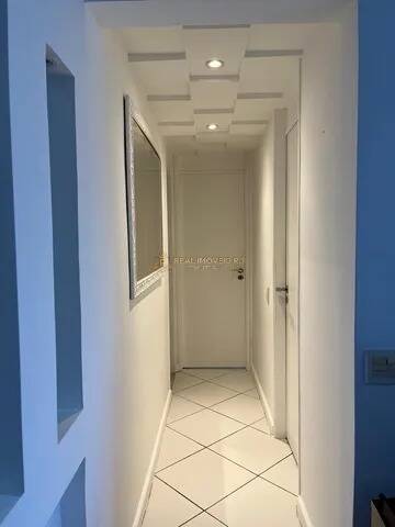 Apartamento à venda com 2 quartos, 68m² - Foto 4