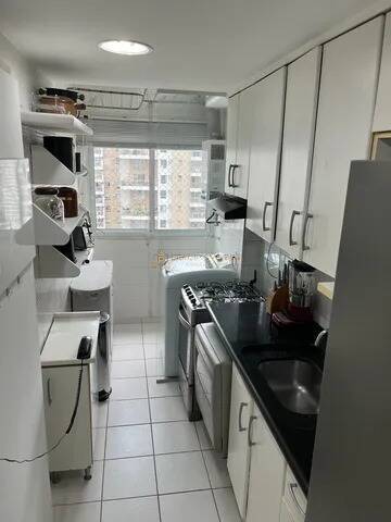 Apartamento à venda com 2 quartos, 68m² - Foto 3