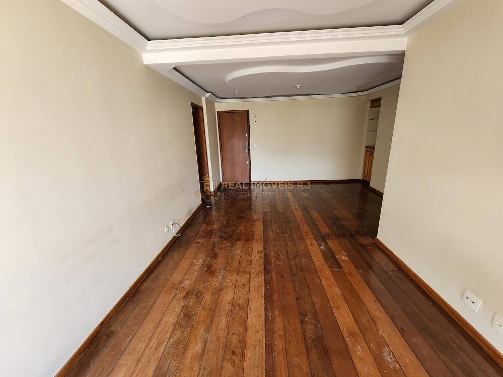 Apartamento à venda com 3 quartos, 116m² - Foto 4