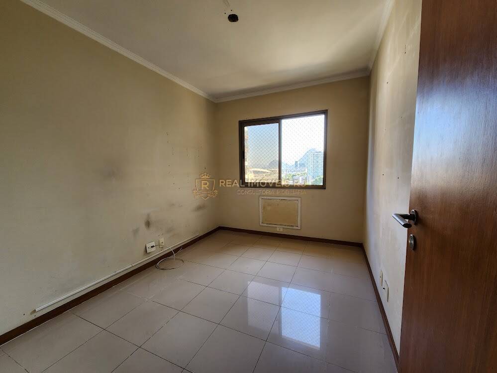 Apartamento à venda com 3 quartos, 116m² - Foto 12