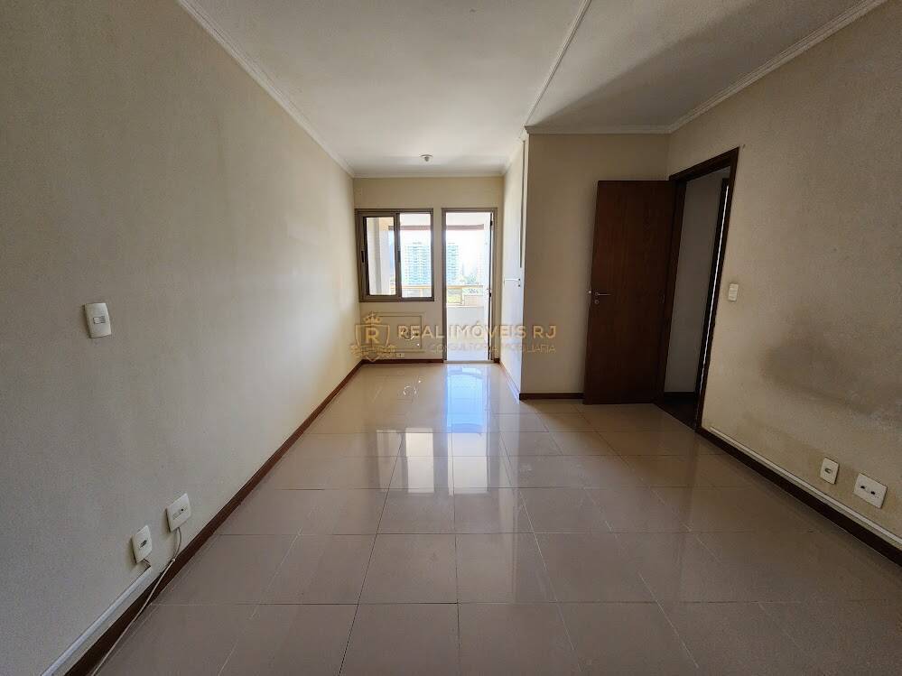 Apartamento à venda com 3 quartos, 116m² - Foto 15