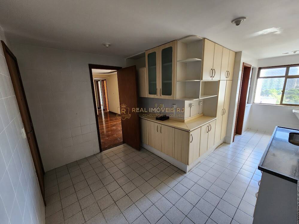 Apartamento à venda com 3 quartos, 116m² - Foto 21