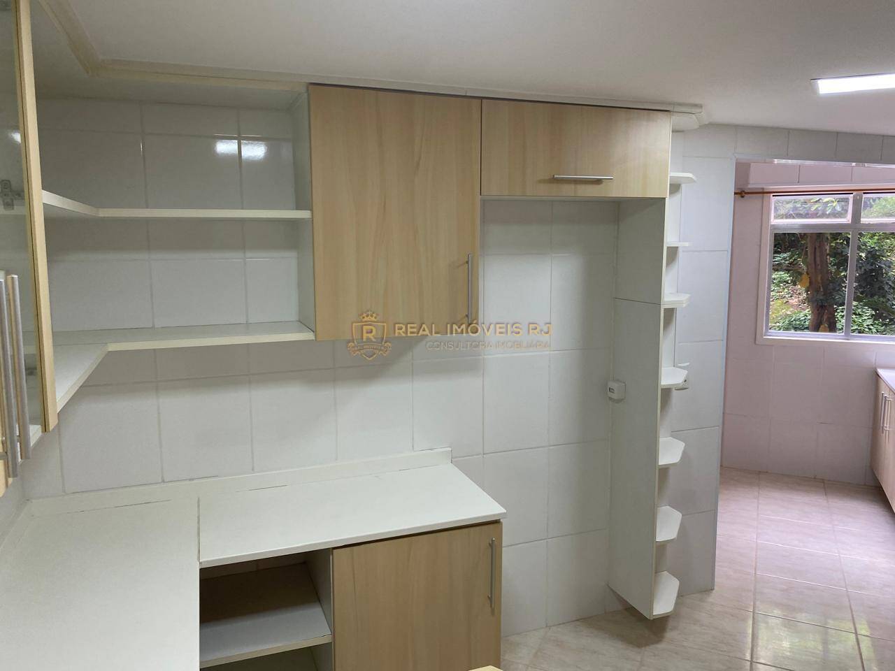 Apartamento à venda com 2 quartos, 76m² - Foto 13