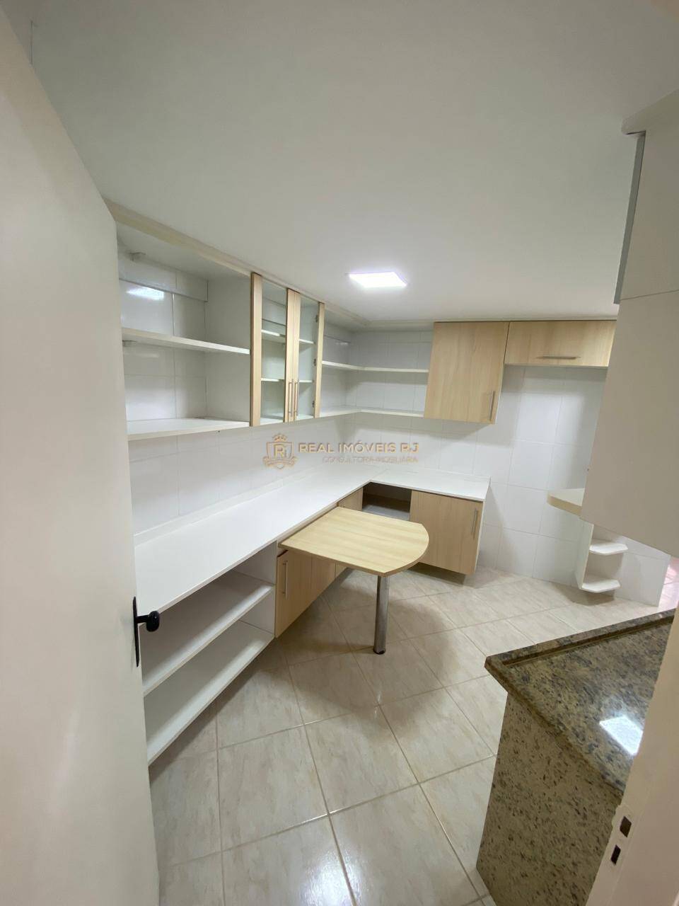 Apartamento à venda com 2 quartos, 76m² - Foto 16