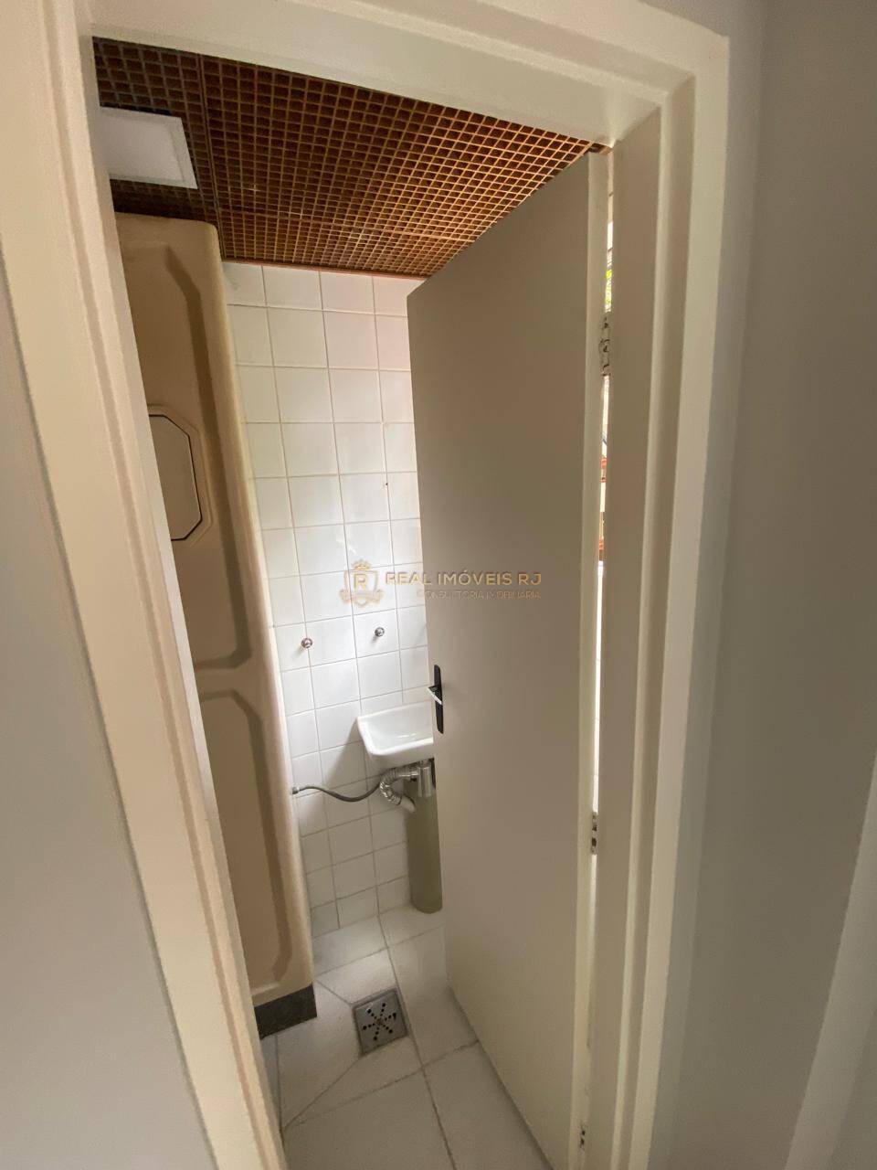 Apartamento à venda com 2 quartos, 76m² - Foto 26