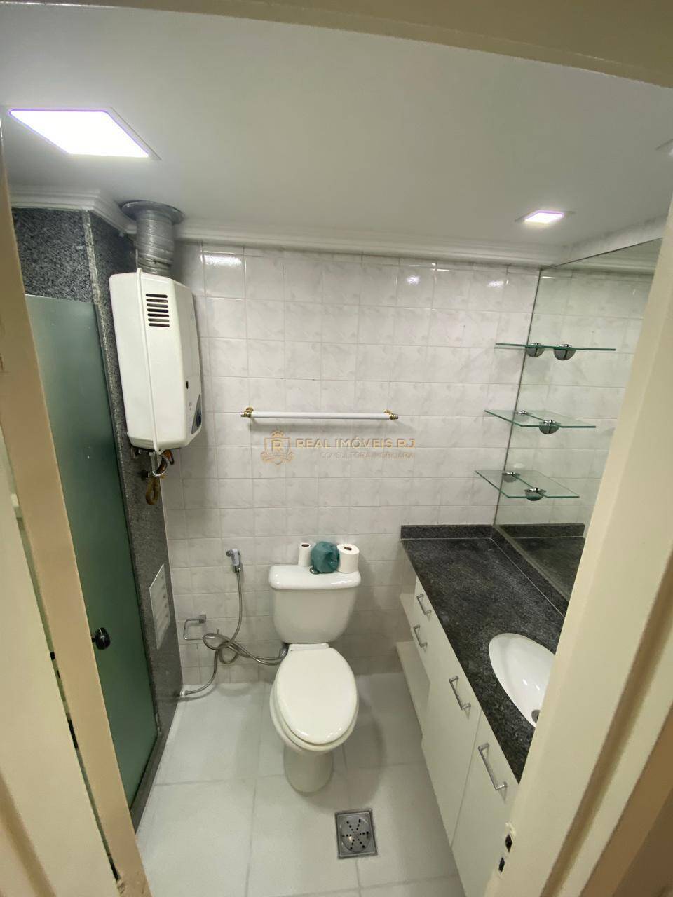 Apartamento à venda com 2 quartos, 76m² - Foto 27