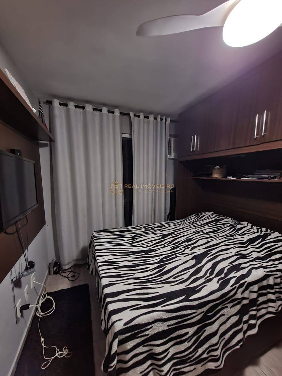 Casa à venda com 2 quartos, 70m² - Foto 11