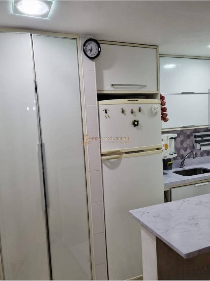 Apartamento à venda com 2 quartos, 78m² - Foto 7