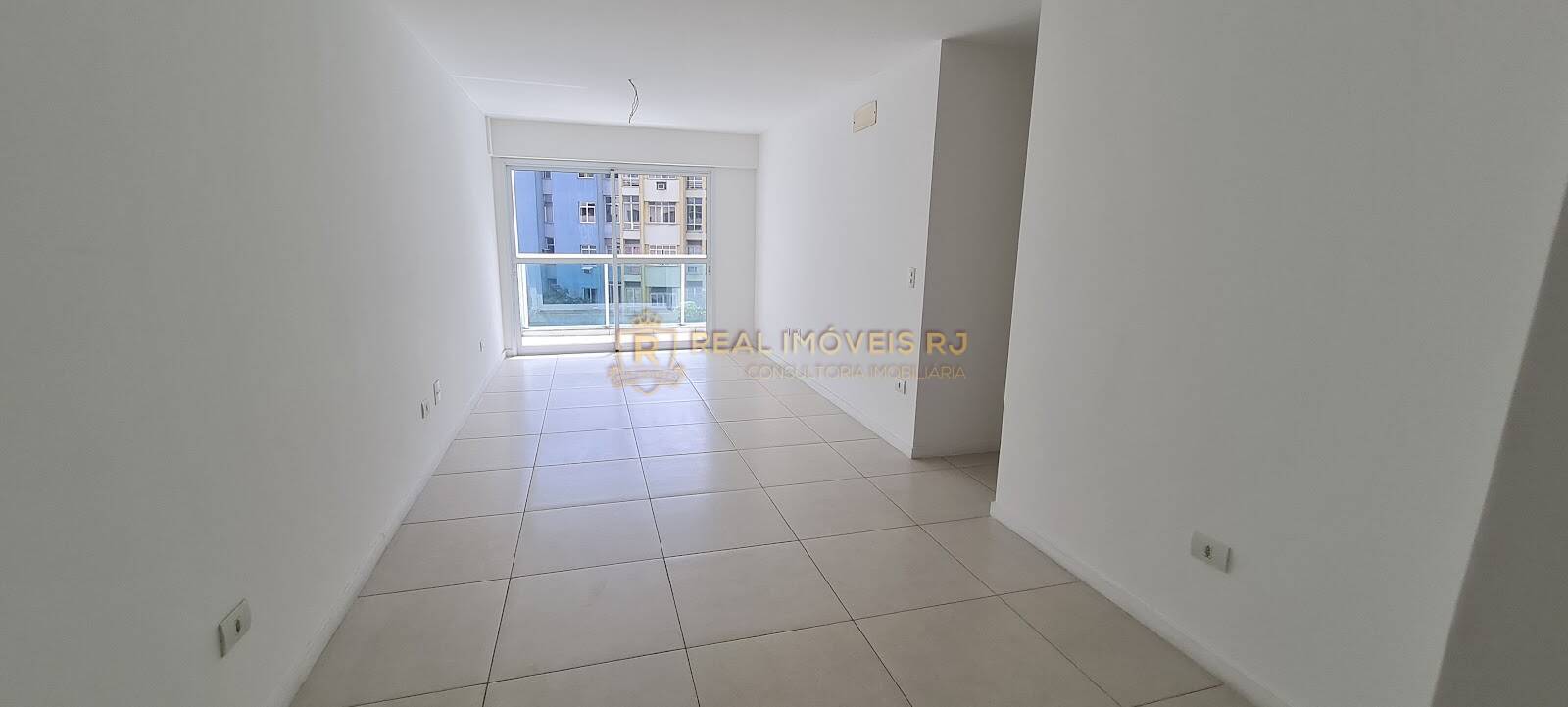 Apartamento à venda com 3 quartos, 97m² - Foto 4