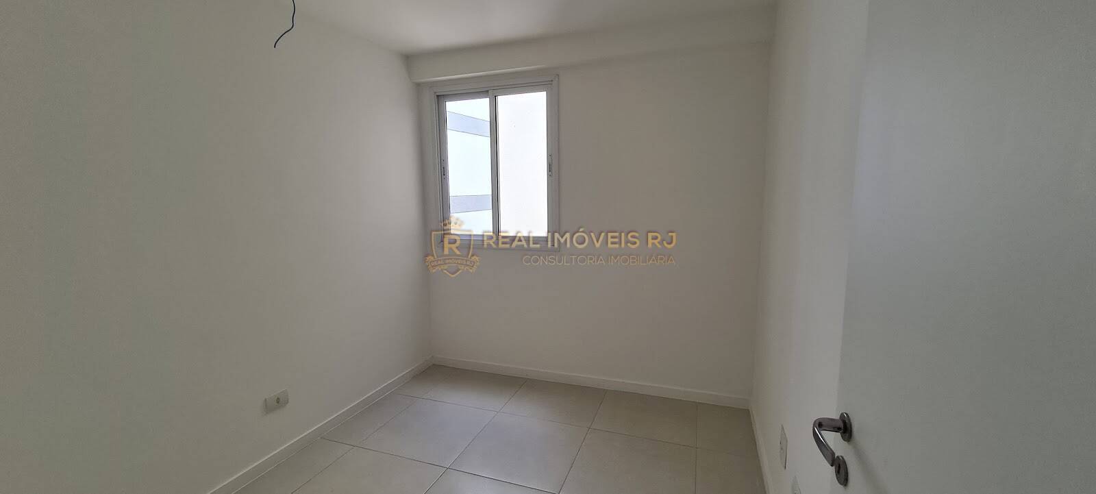 Apartamento à venda com 3 quartos, 97m² - Foto 9