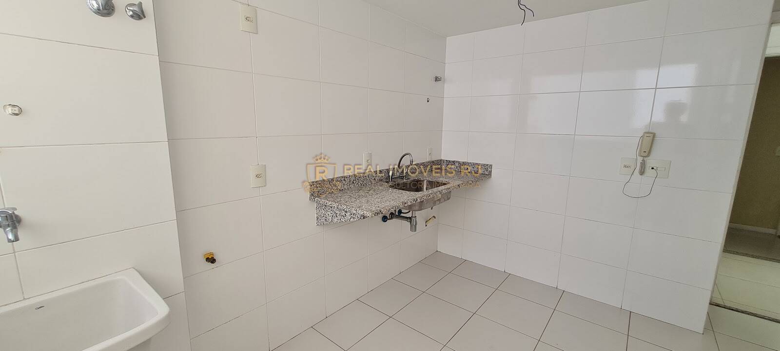 Apartamento à venda com 3 quartos, 97m² - Foto 17