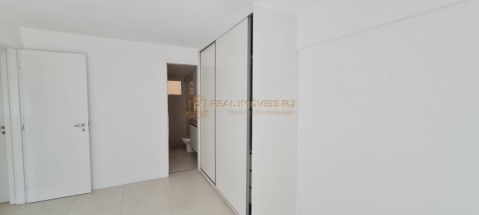 Apartamento à venda com 3 quartos, 94m² - Foto 12