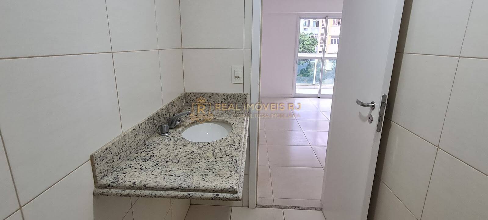 Apartamento à venda com 3 quartos, 94m² - Foto 18