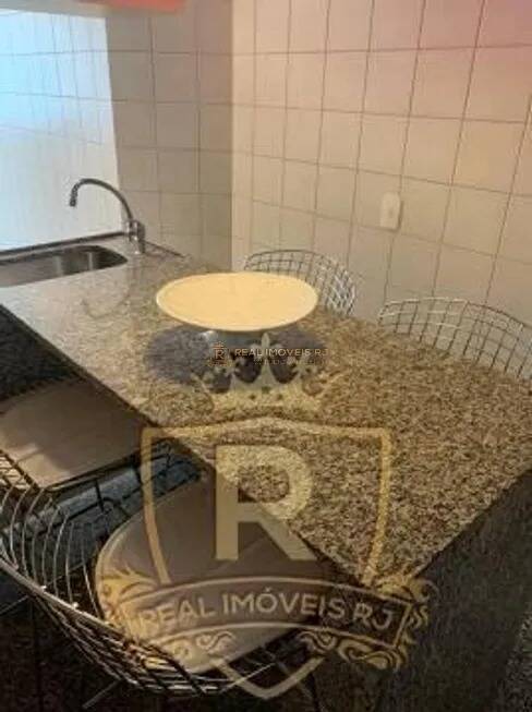 Apartamento à venda com 2 quartos, 90m² - Foto 7