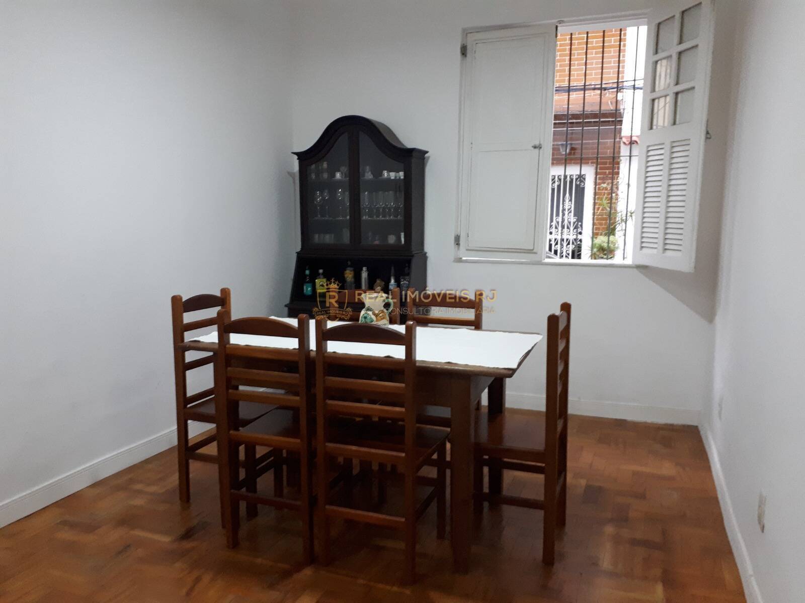 Casa à venda com 3 quartos, 190m² - Foto 10