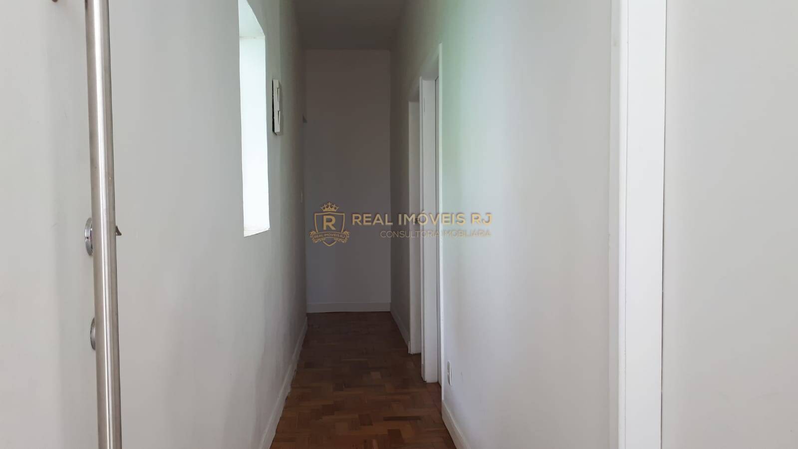 Casa à venda com 3 quartos, 190m² - Foto 8