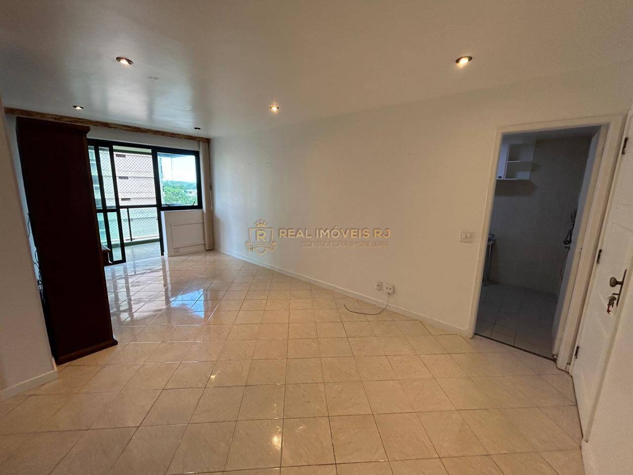 Apartamento à venda com 3 quartos, 101m² - Foto 11