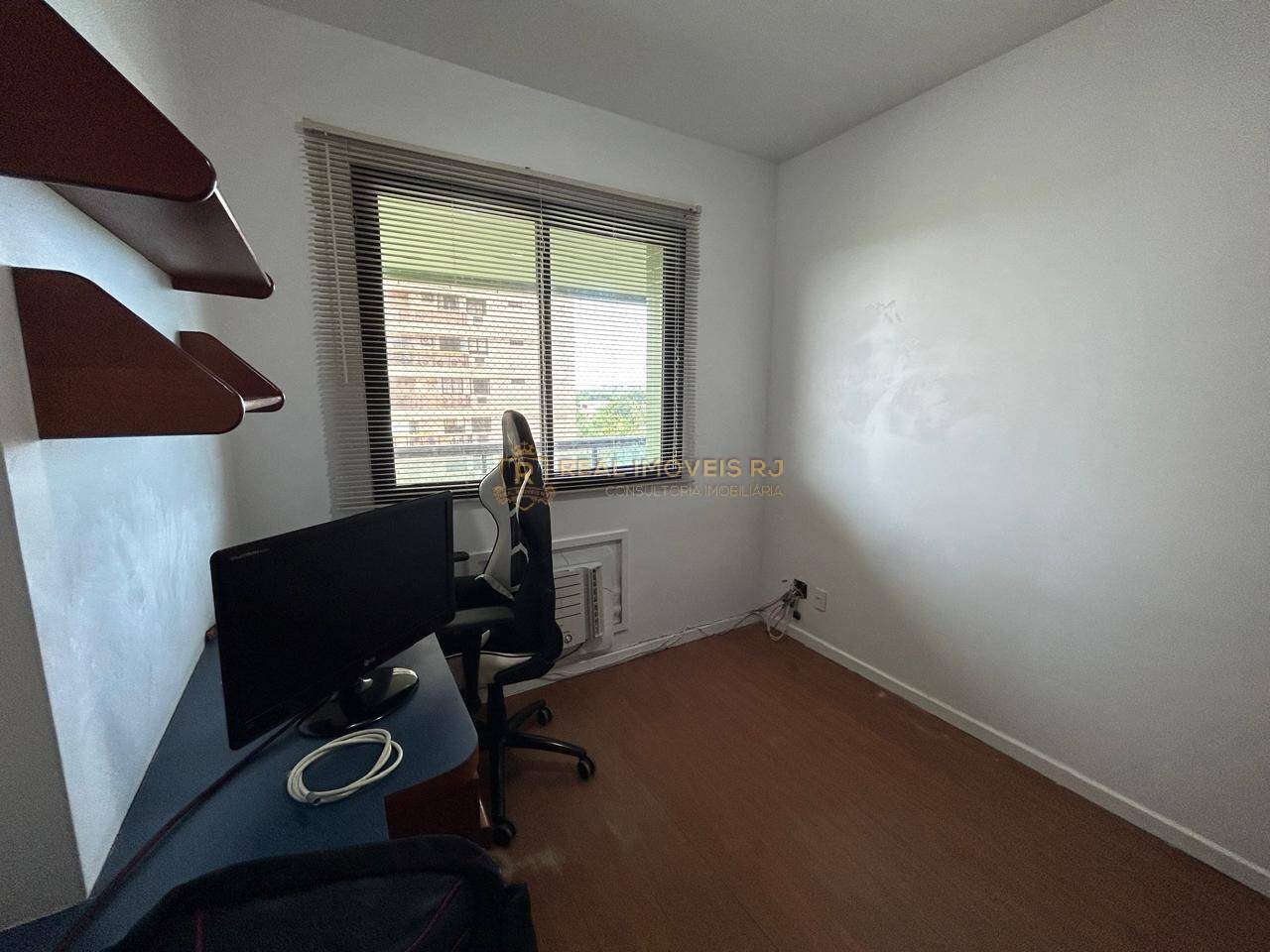 Apartamento à venda com 3 quartos, 101m² - Foto 19