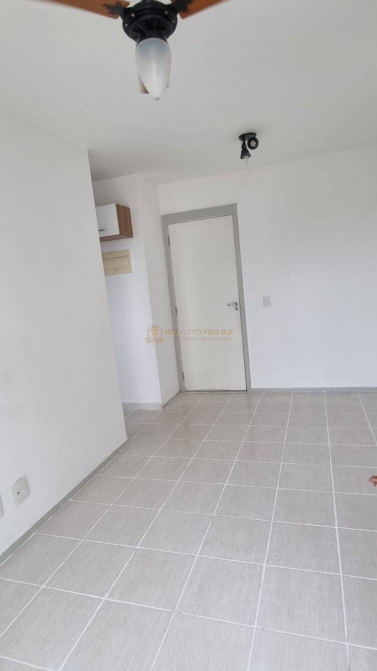 Apartamento à venda com 2 quartos, 50m² - Foto 10