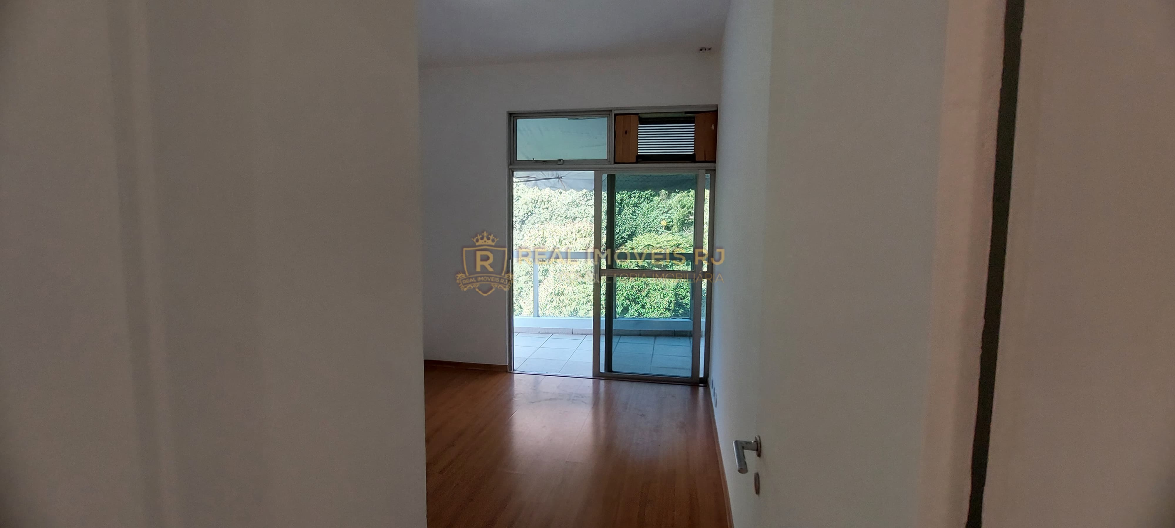 Apartamento à venda com 4 quartos, 200m² - Foto 16