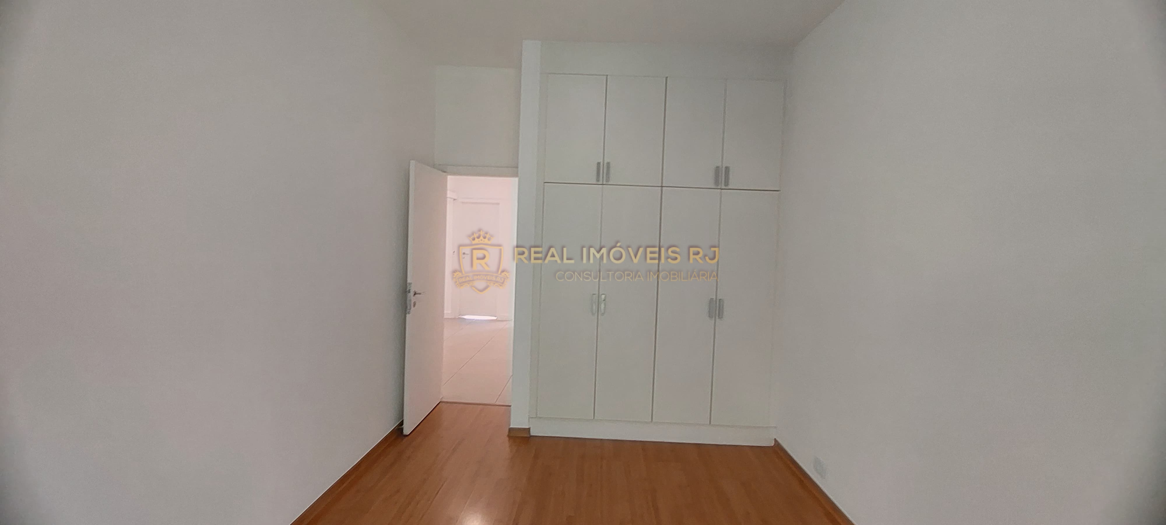 Apartamento à venda com 4 quartos, 200m² - Foto 21