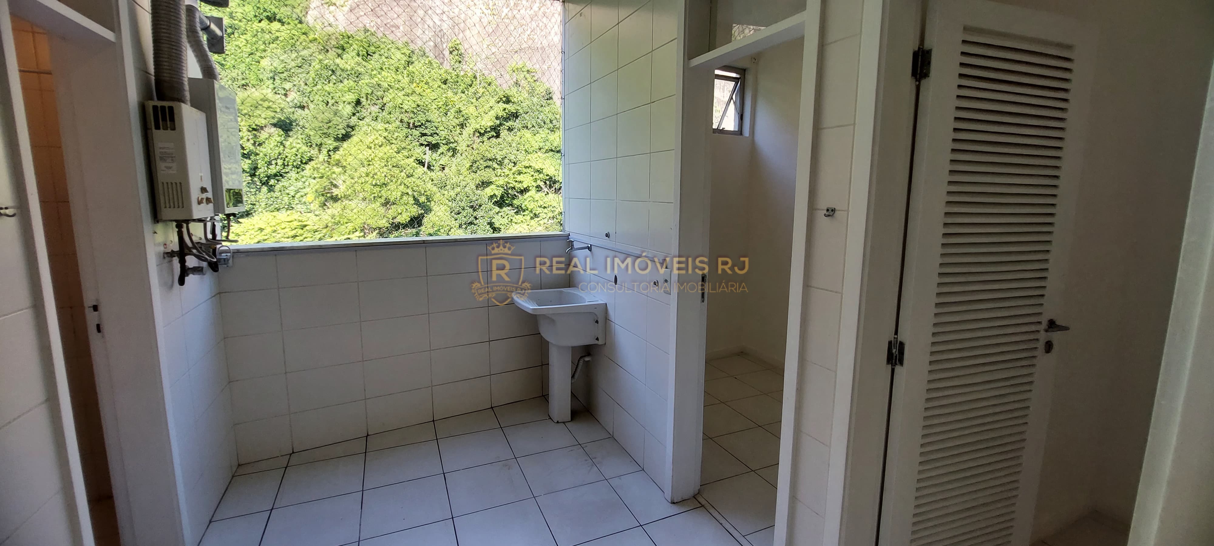 Apartamento à venda com 4 quartos, 200m² - Foto 25