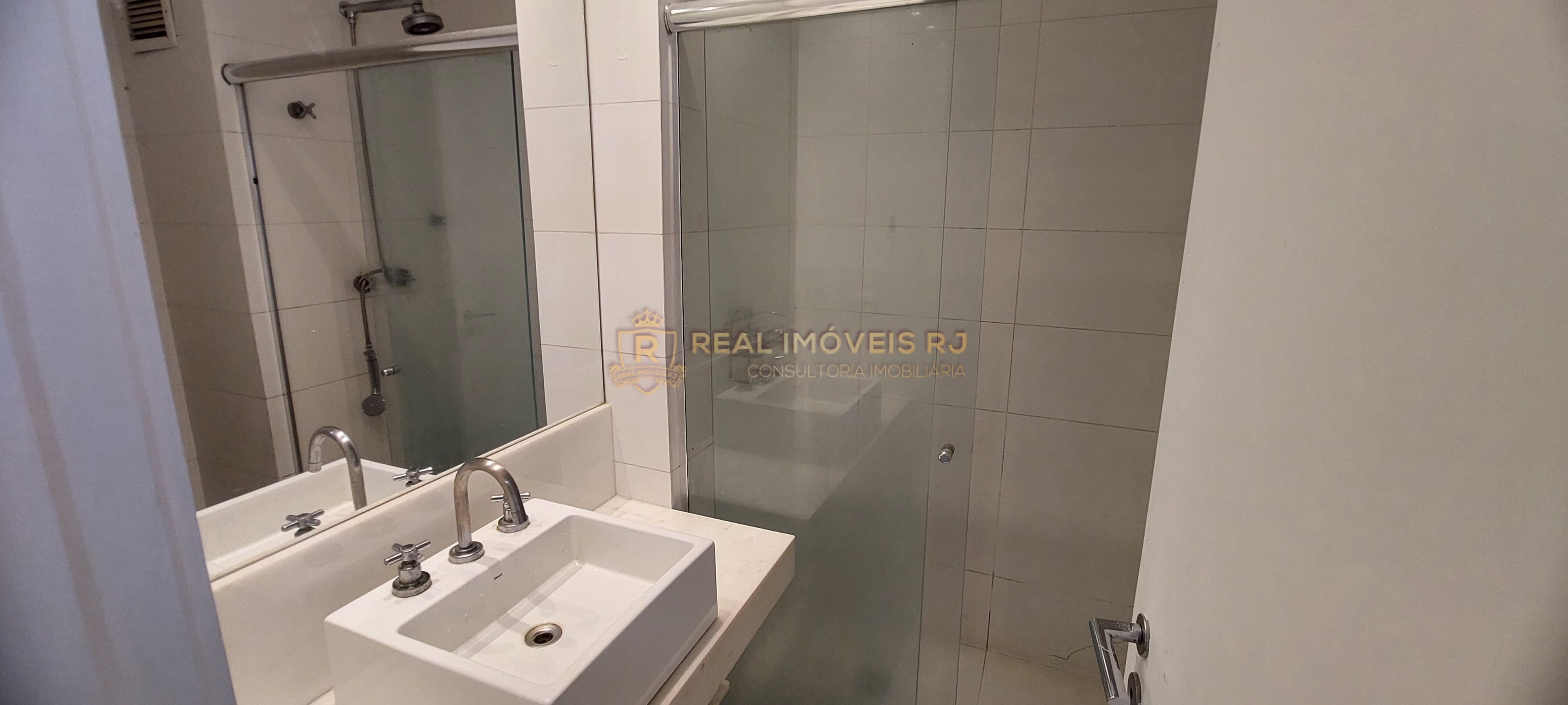 Apartamento à venda com 4 quartos, 200m² - Foto 28