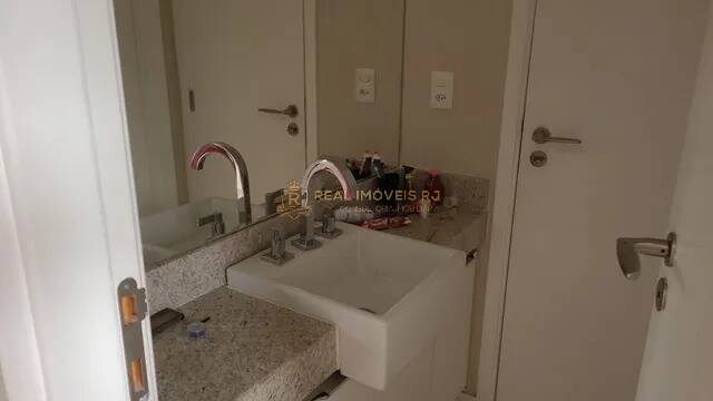 Apartamento à venda com 4 quartos, 159m² - Foto 12