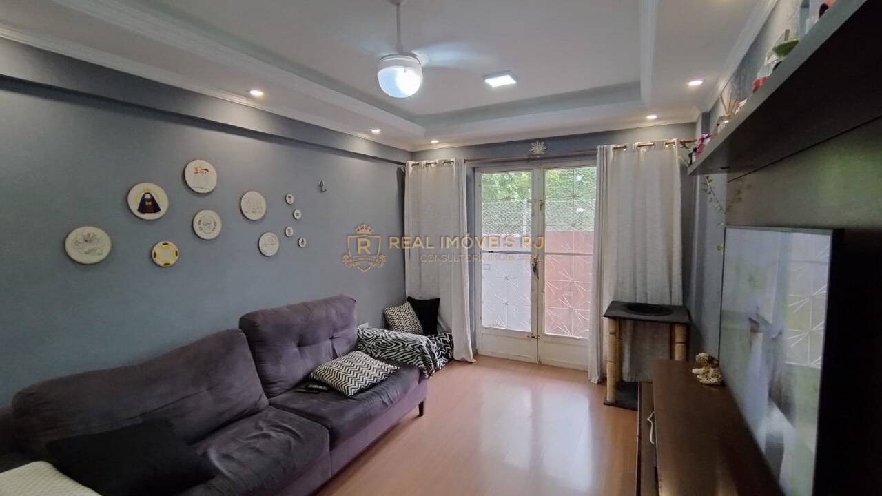 Apartamento à venda com 4 quartos, 150m² - Foto 1