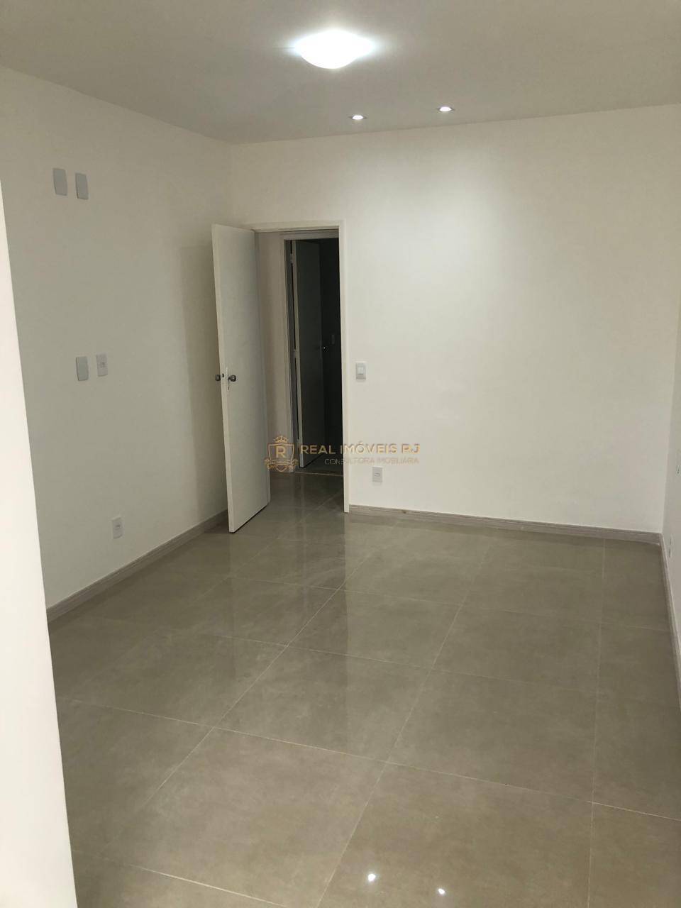 Apartamento à venda com 2 quartos, 72m² - Foto 9