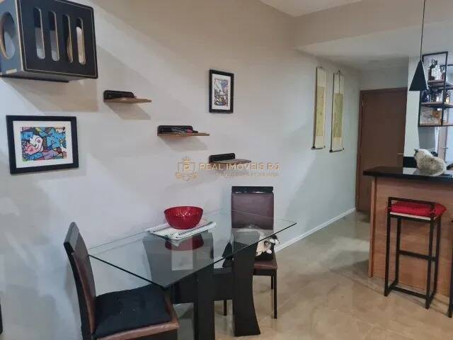 Apartamento à venda com 2 quartos, 100m² - Foto 3