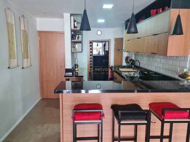 Apartamento à venda com 2 quartos, 100m² - Foto 5