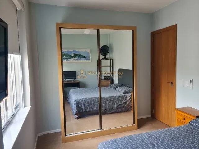 Apartamento à venda com 2 quartos, 100m² - Foto 14