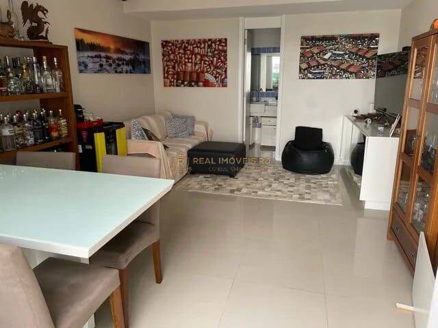 Cobertura à venda com 2 quartos, 140m² - Foto 9