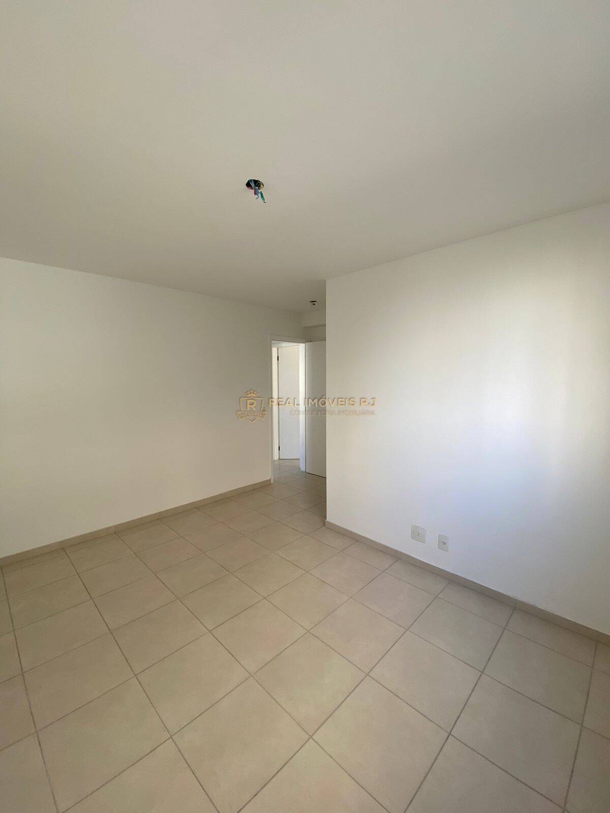 Apartamento à venda com 3 quartos, 86m² - Foto 12