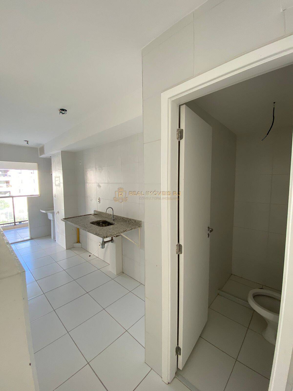 Apartamento à venda com 3 quartos, 86m² - Foto 8