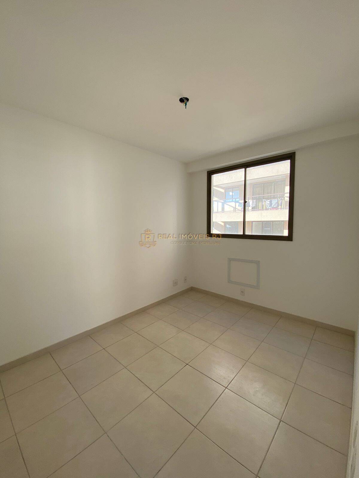 Apartamento à venda com 3 quartos, 86m² - Foto 11