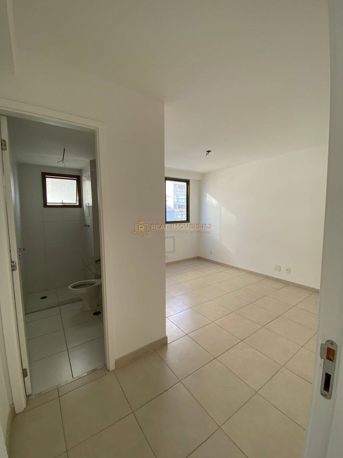 Apartamento à venda com 3 quartos, 86m² - Foto 14