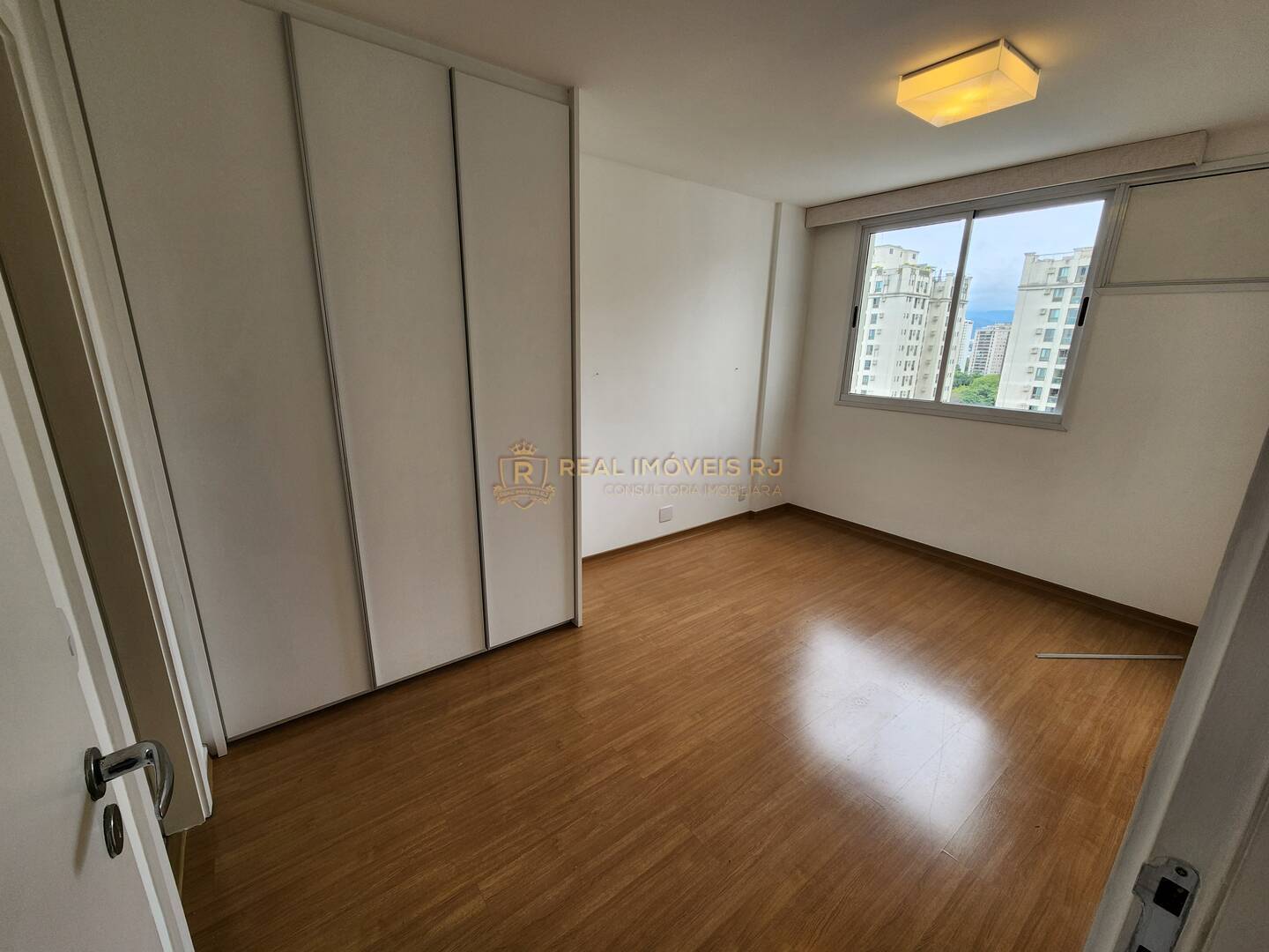 Apartamento à venda com 2 quartos, 124m² - Foto 23