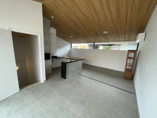 Casa à venda com 5 quartos, 226m² - Foto 18