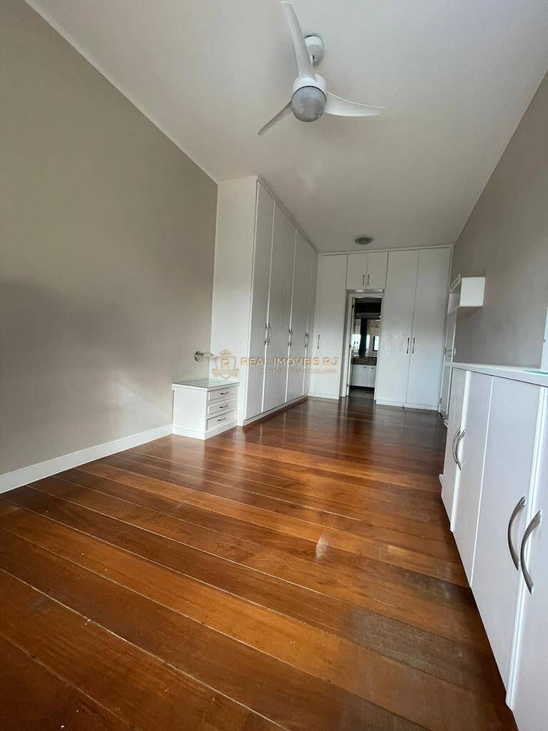 Apartamento à venda com 4 quartos, 210m² - Foto 6