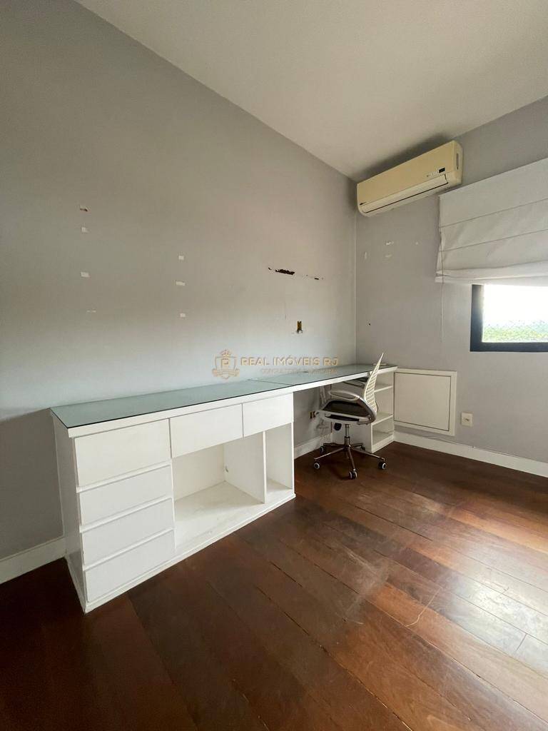 Apartamento à venda com 4 quartos, 210m² - Foto 18