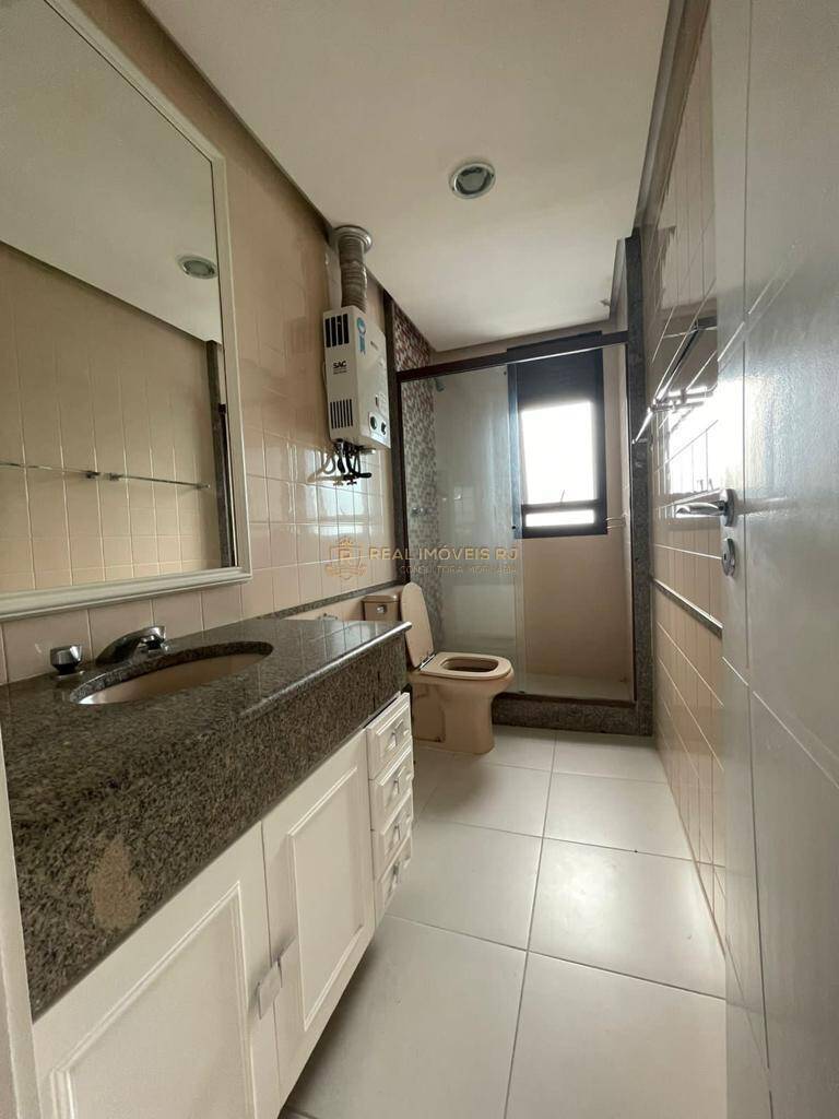 Apartamento à venda com 4 quartos, 210m² - Foto 28